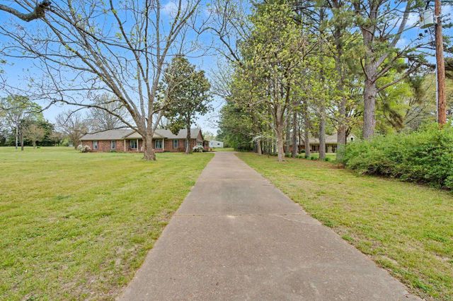 11380 SYCAMORE FARMS DR, Collierville, TN 38017