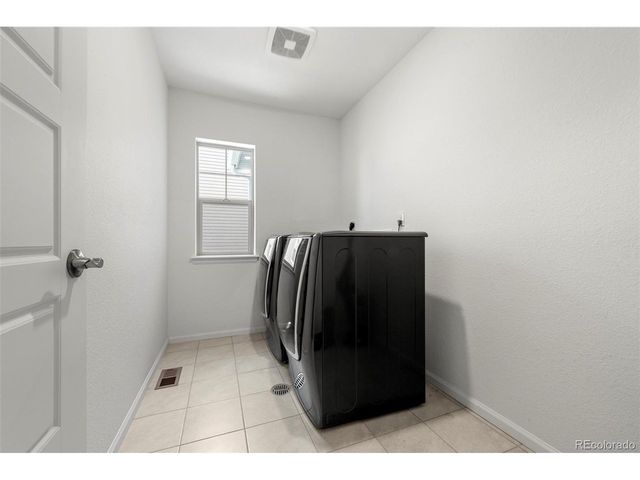 5049 Liverpool St, Denver, CO 80249