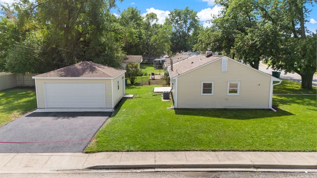 2106 Webster Avenue, Joliet, IL 60436