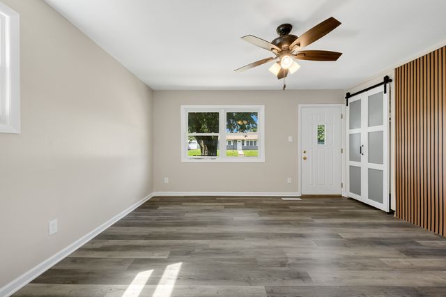 2106 Webster Avenue, Joliet, IL 60436