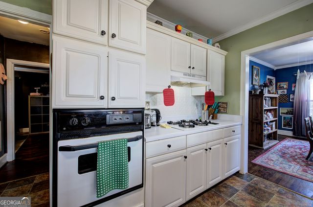 427 CONFEDERATE Avenue, Dallas, GA 30132