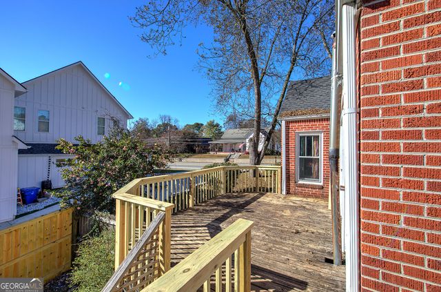 427 CONFEDERATE Avenue, Dallas, GA 30132