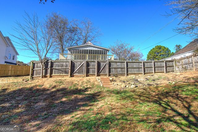 427 CONFEDERATE Avenue, Dallas, GA 30132