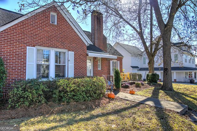 427 CONFEDERATE Avenue, Dallas, GA 30132