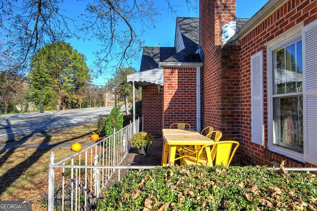 427 CONFEDERATE Avenue, Dallas, GA 30132