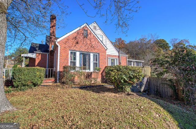 427 CONFEDERATE Avenue, Dallas, GA 30132