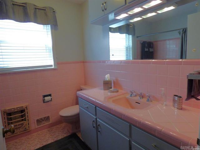 108 Kenwood, Hot Springs, AR 71913