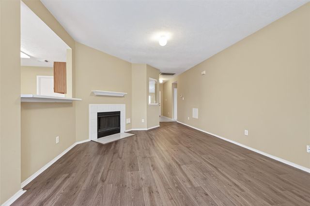 13715 Naomi Hollow Lane, Houston, TX 77082