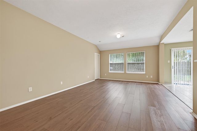 13715 Naomi Hollow Lane, Houston, TX 77082