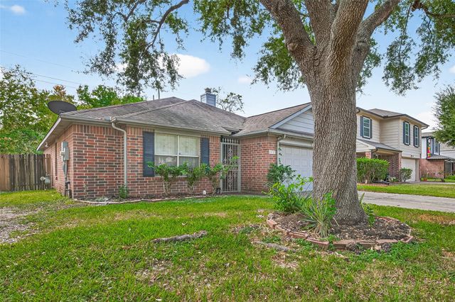 13715 Naomi Hollow Lane, Houston, TX 77082