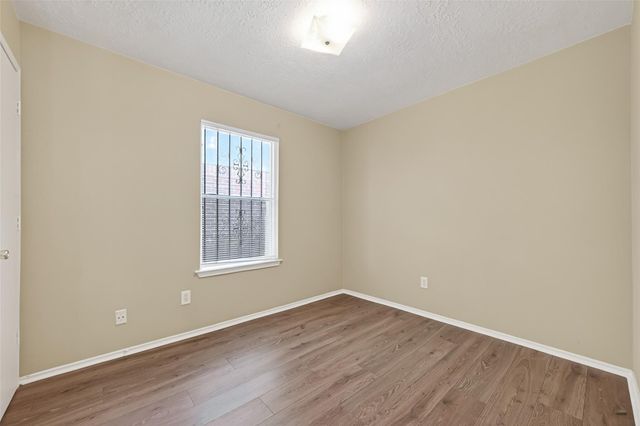 13715 Naomi Hollow Lane, Houston, TX 77082