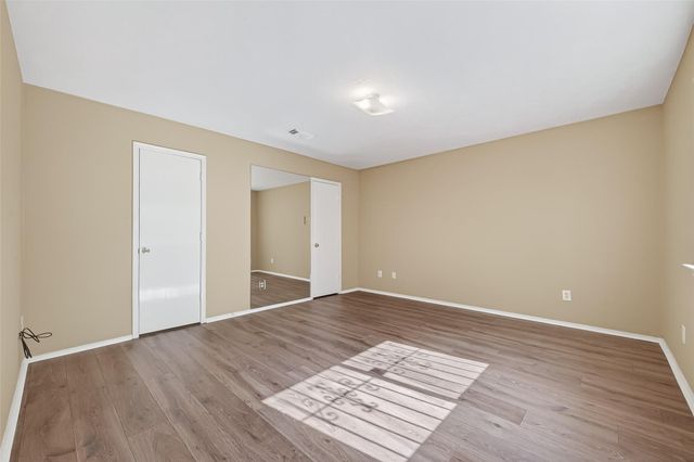 13715 Naomi Hollow Lane, Houston, TX 77082