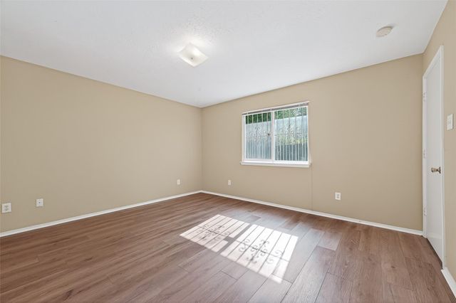 13715 Naomi Hollow Lane, Houston, TX 77082