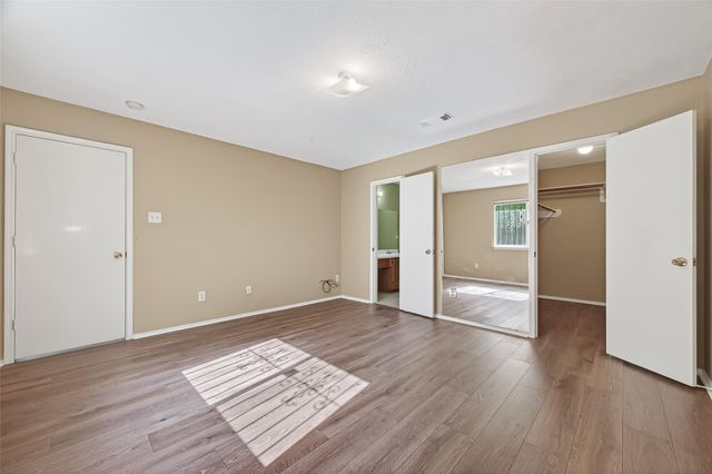 13715 Naomi Hollow Lane, Houston, TX 77082