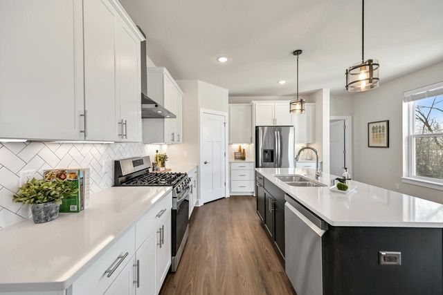 N75W17838 Woody LANE, Menomonee Falls, WI 53051