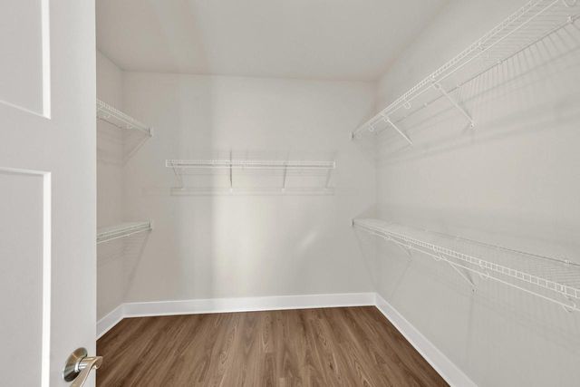 N75W17838 Woody LANE, Menomonee Falls, WI 53051