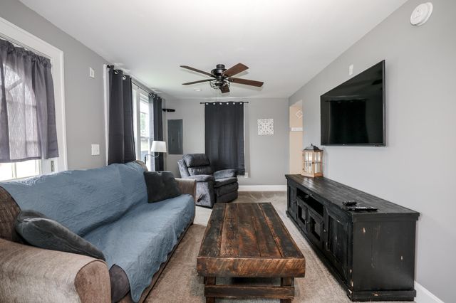40 Winnisquam Way, Belmont, NH 03220