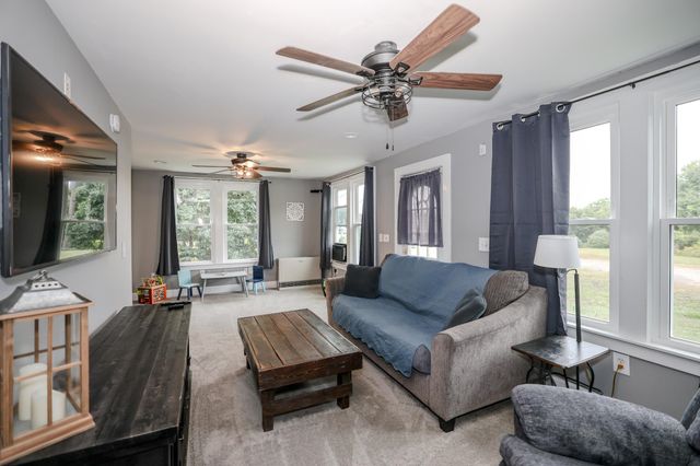 40 Winnisquam Way, Belmont, NH 03220