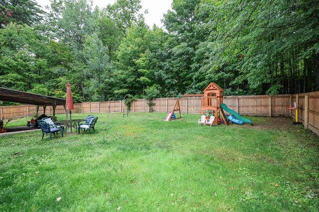 40 Winnisquam Way, Belmont, NH 03220