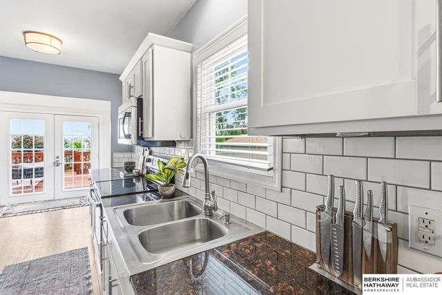 4532 Mason Street, Omaha, NE 68106