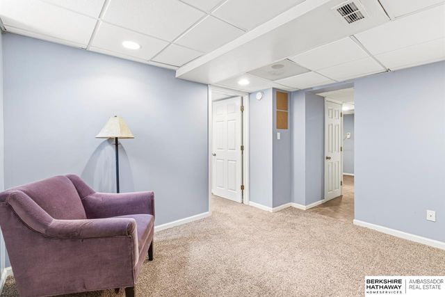4532 Mason Street, Omaha, NE 68106