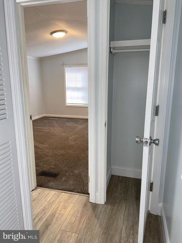 1616 N MAIN ST, Williamstown, NJ 08094