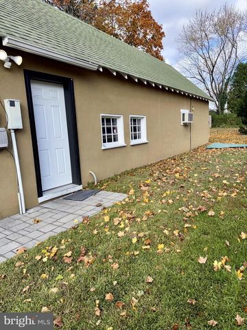 1616 N MAIN ST, Williamstown, NJ 08094