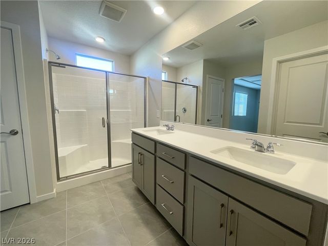 2878 Roaming Palmer Road, North Las Vegas, NV 89086