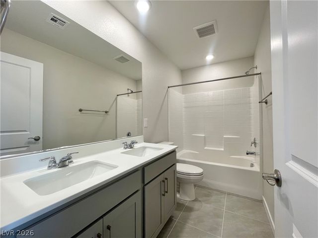 2878 Roaming Palmer Road, North Las Vegas, NV 89086