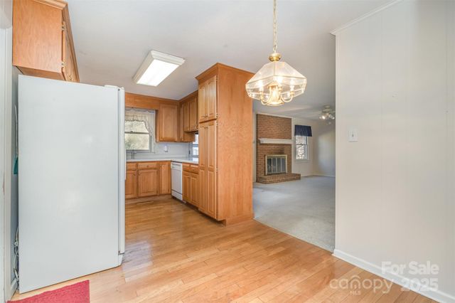 830 S Magnolia Street, Mooresville, NC 28115