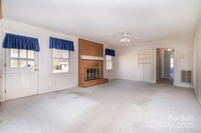 830 S Magnolia Street, Mooresville, NC 28115