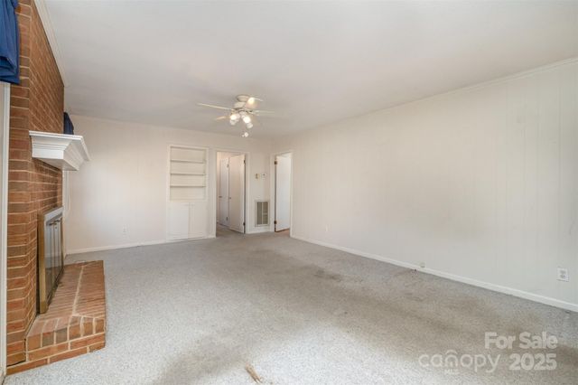 830 S Magnolia Street, Mooresville, NC 28115