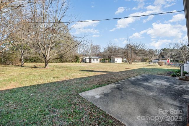 830 S Magnolia Street, Mooresville, NC 28115