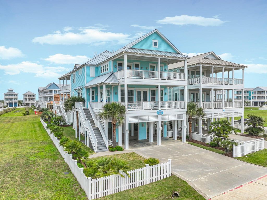 11386 Beachside Drive, Galveston, TX 77554