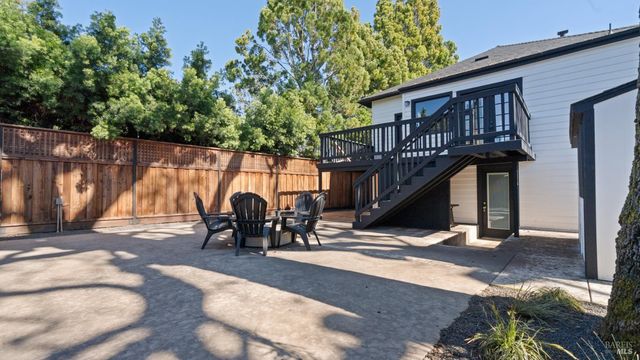 431 Brown St, Napa, CA 94559