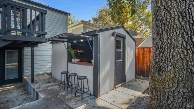 431 Brown St, Napa, CA 94559