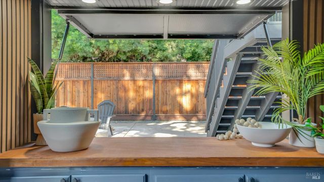 431 Brown St, Napa, CA 94559