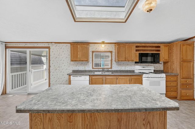 715 S Holland Sylvania Road, Lot 52, Toledo, OH 43615