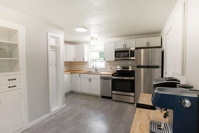 1028 E Queen Ave, Spokane, WA 99207