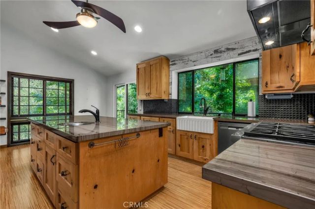 84 Buckskin Road, Bell Canyon, CA 91307