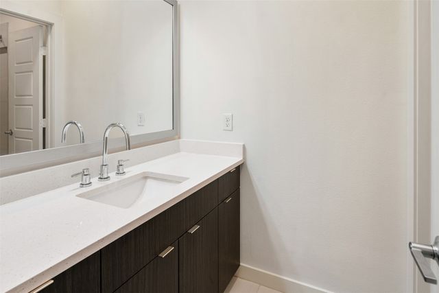 1583 Fiji Street, Dallas, TX 75203