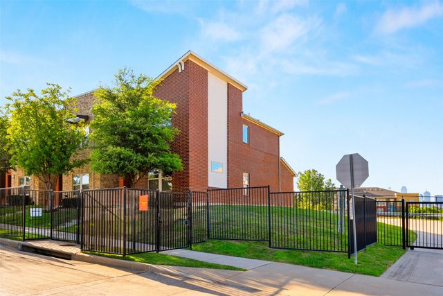 1583 Fiji Street, Dallas, TX 75203