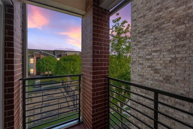 1583 Fiji Street, Dallas, TX 75203