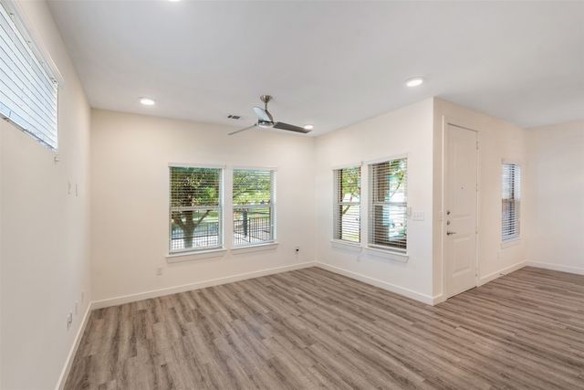 1583 Fiji Street, Dallas, TX 75203