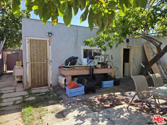 2470 Pasadena Avenue, Long Beach, CA 90806