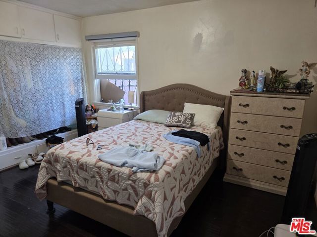 2470 Pasadena Avenue, Long Beach, CA 90806