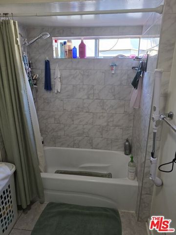 2470 Pasadena Avenue, Long Beach, CA 90806