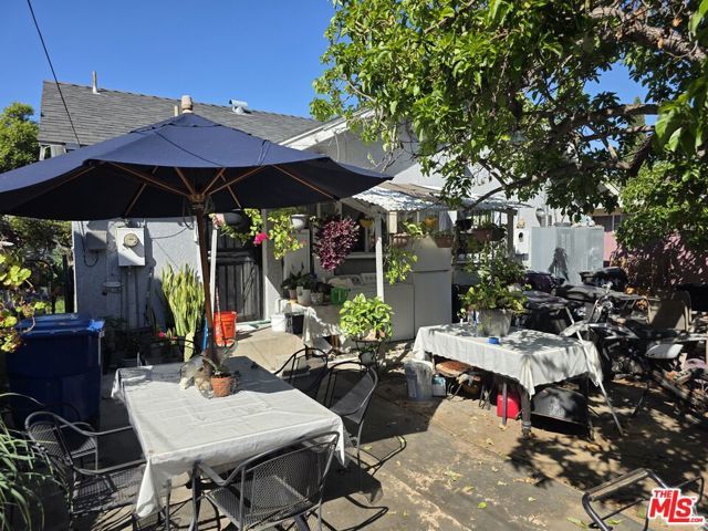 2470 Pasadena Avenue, Long Beach, CA 90806