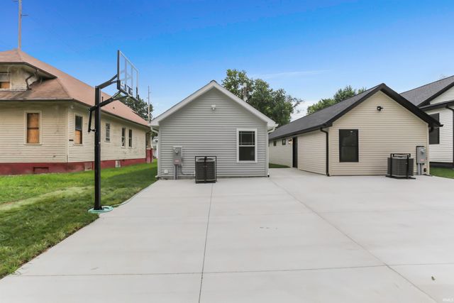 522 Madison Avenue, Evansville, IN 47713