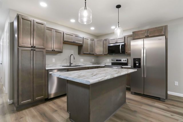 522 Madison Avenue, Evansville, IN 47713